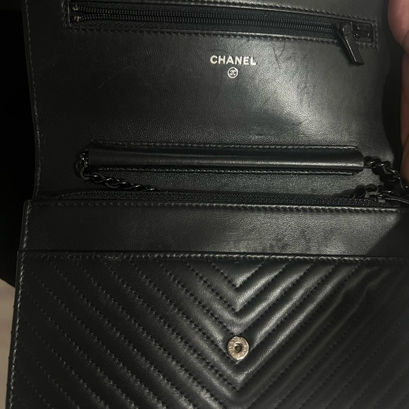 Chanel black on black wallet on a chain bag - Picture 3 of 15